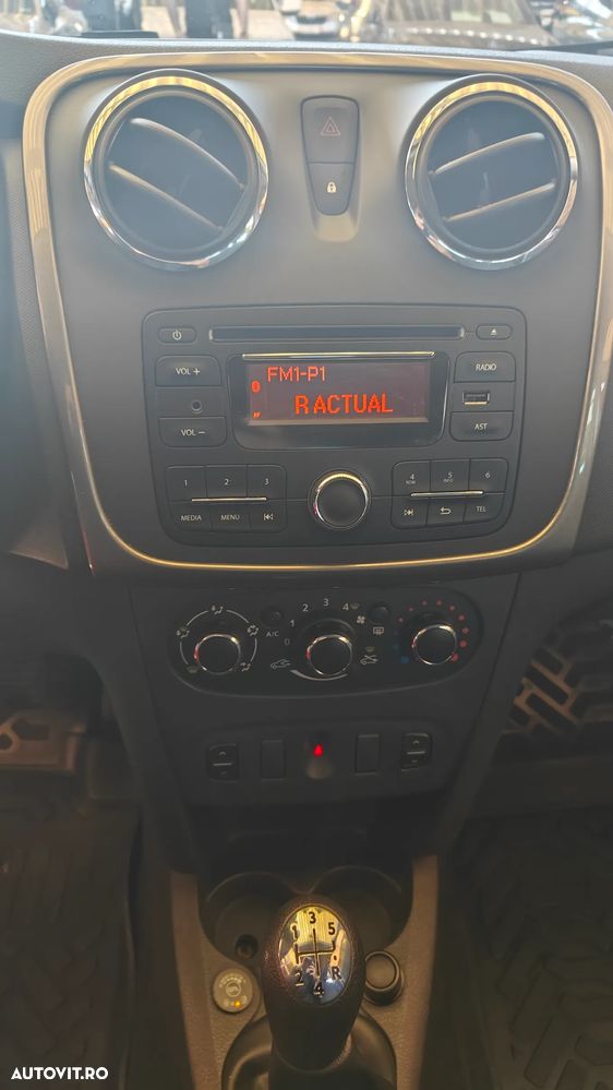 Dacia Logan MCV 1.2 16V 75 Ambiance - 7