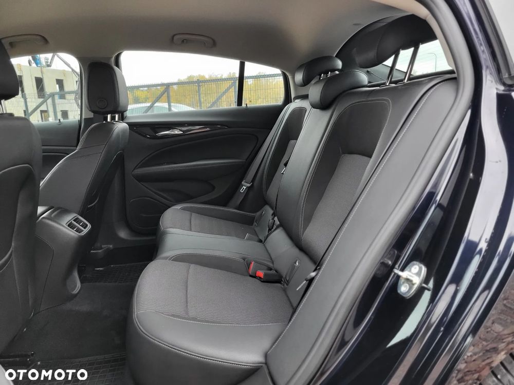 Opel Insignia 1.5 T GPF Elite S&S - 22