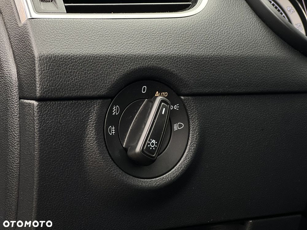 Skoda Octavia 1.6 TDI Active - 24