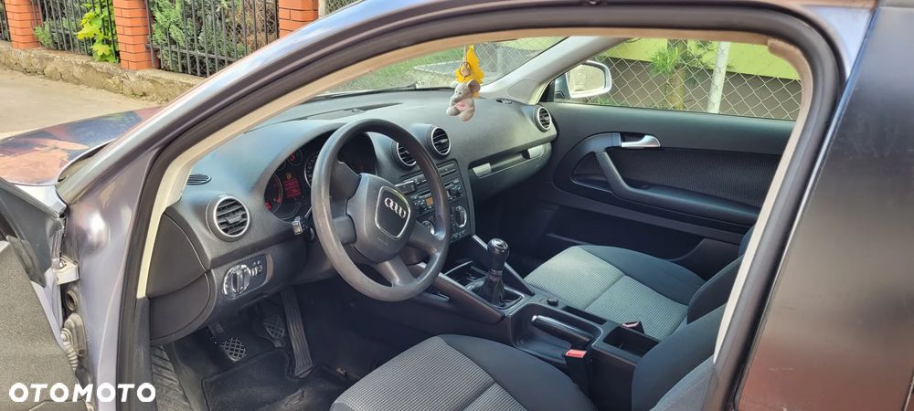Audi A3 3-drzwiowe 1.9 TDI S Line Sportpaket plus - 2