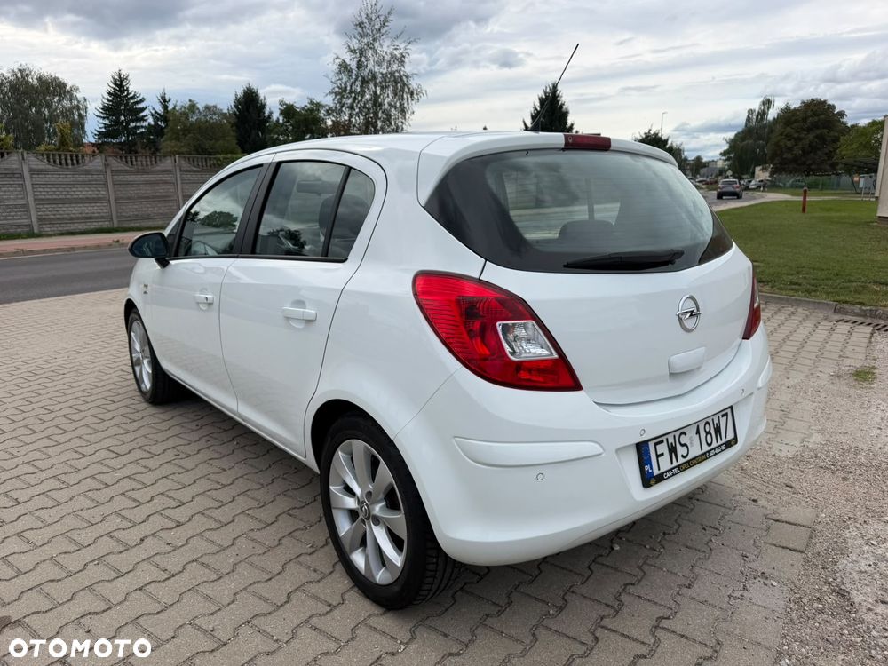 Opel Corsa - 2