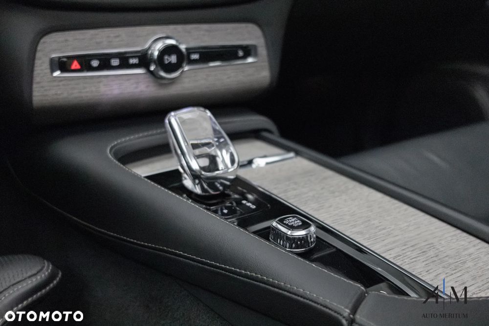 Volvo XC 90 T8 AWD Recharge Ultimate Dark - 22