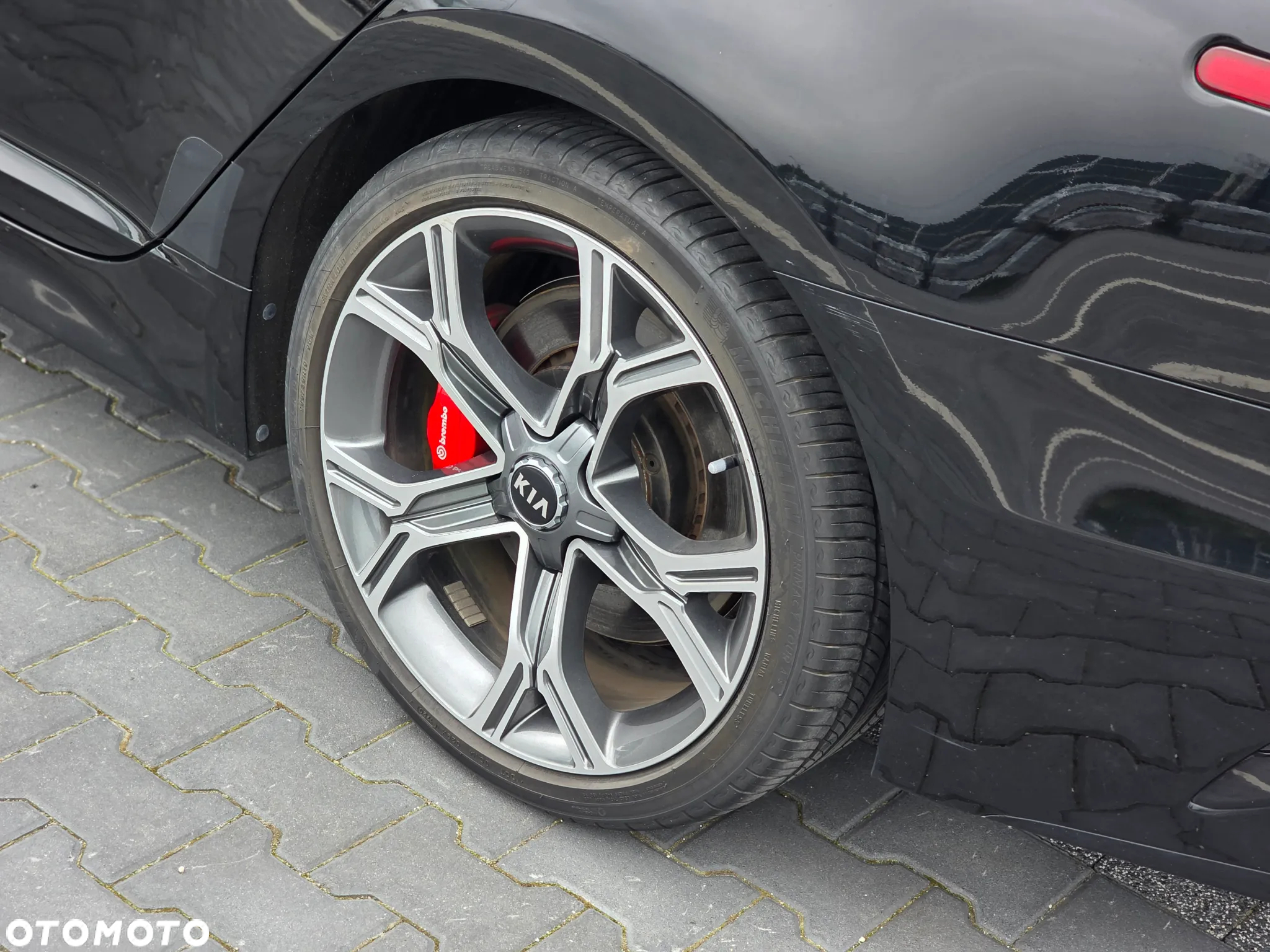 Kia Stinger 3.3 T-GDI V6 GT AWD - 15