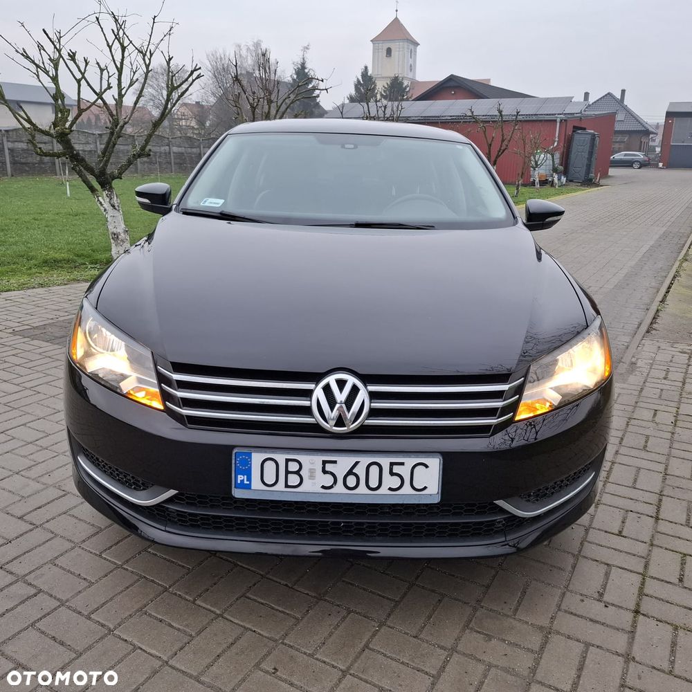 Volkswagen Passat 1.8 TSI (BlueMotion Technology) DSG Comfortline - 2
