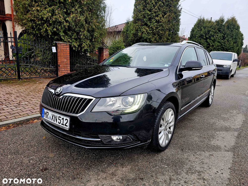 Skoda Superb 2.0 TDI 4x4 Business DSG - 1