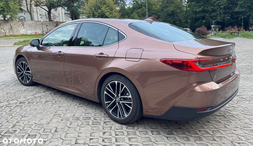 Toyota Camry 2.5 Hybrid Dynamic Force Executive e-CVT - 16