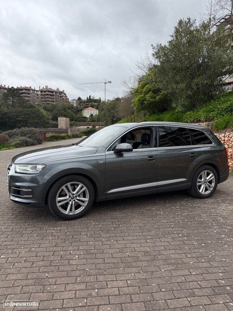 Audi Q7 3.0 TDI quattro S-line Tiptronic 7L - 4