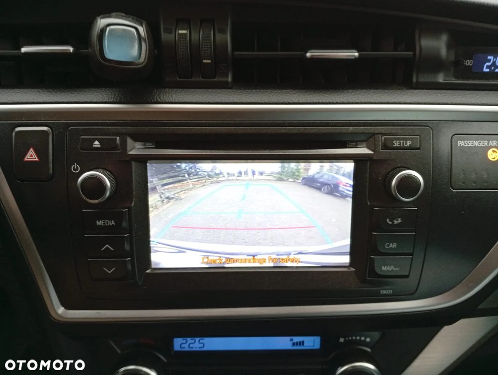 Toyota Auris - 22