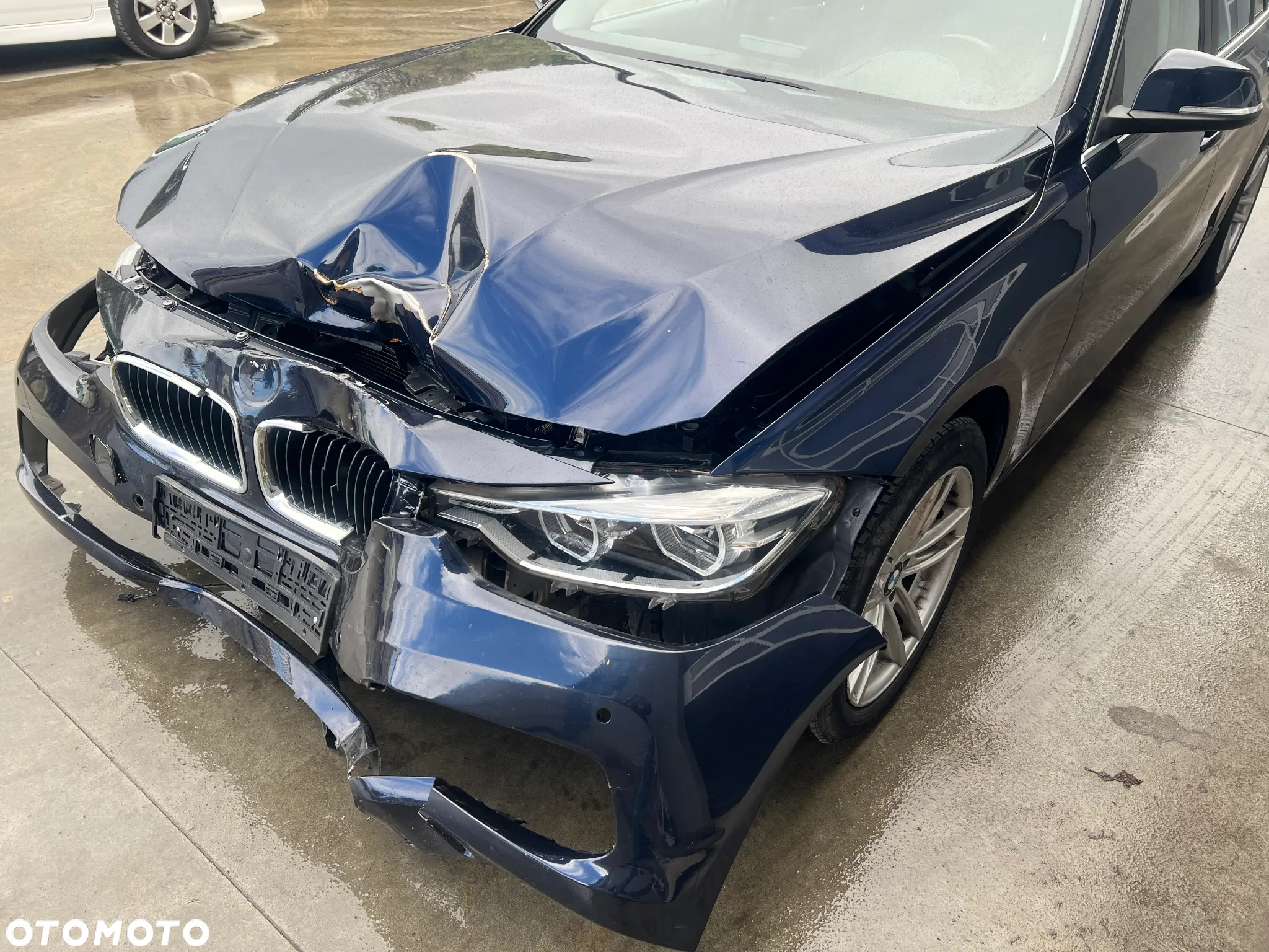 BMW Seria 3 325d - 21