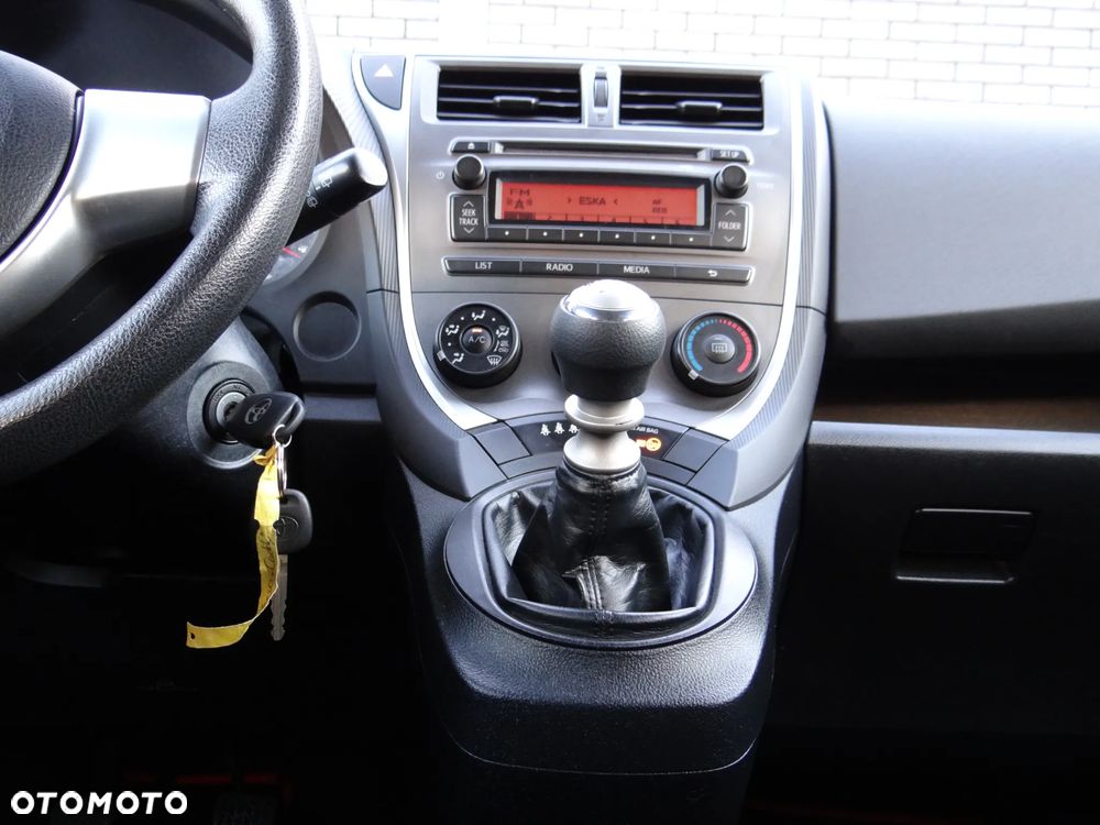 Toyota Verso S 1.33 VVT-i Club - 28