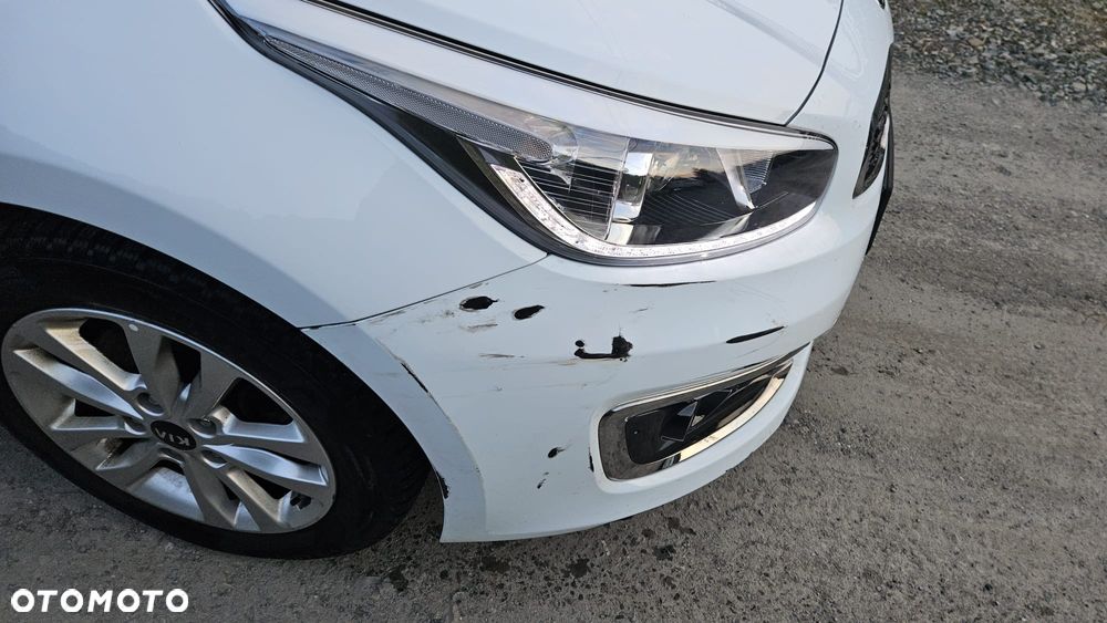 Kia Ceed 1.4 CVVT Dream Team Edition - 9