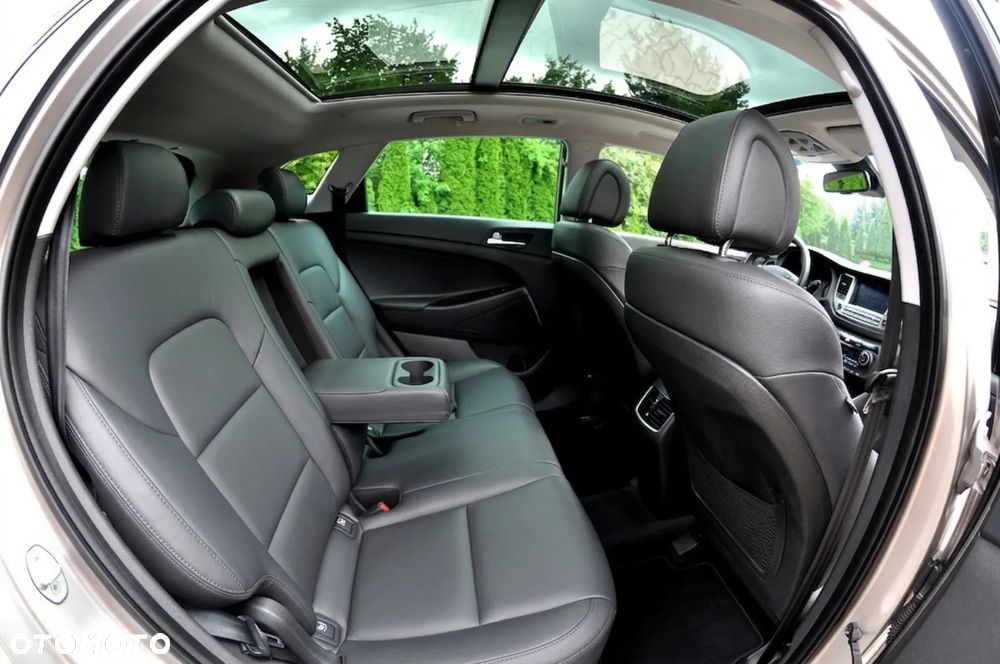Hyundai Tucson 2.0 CRDI 2WD Style - 22