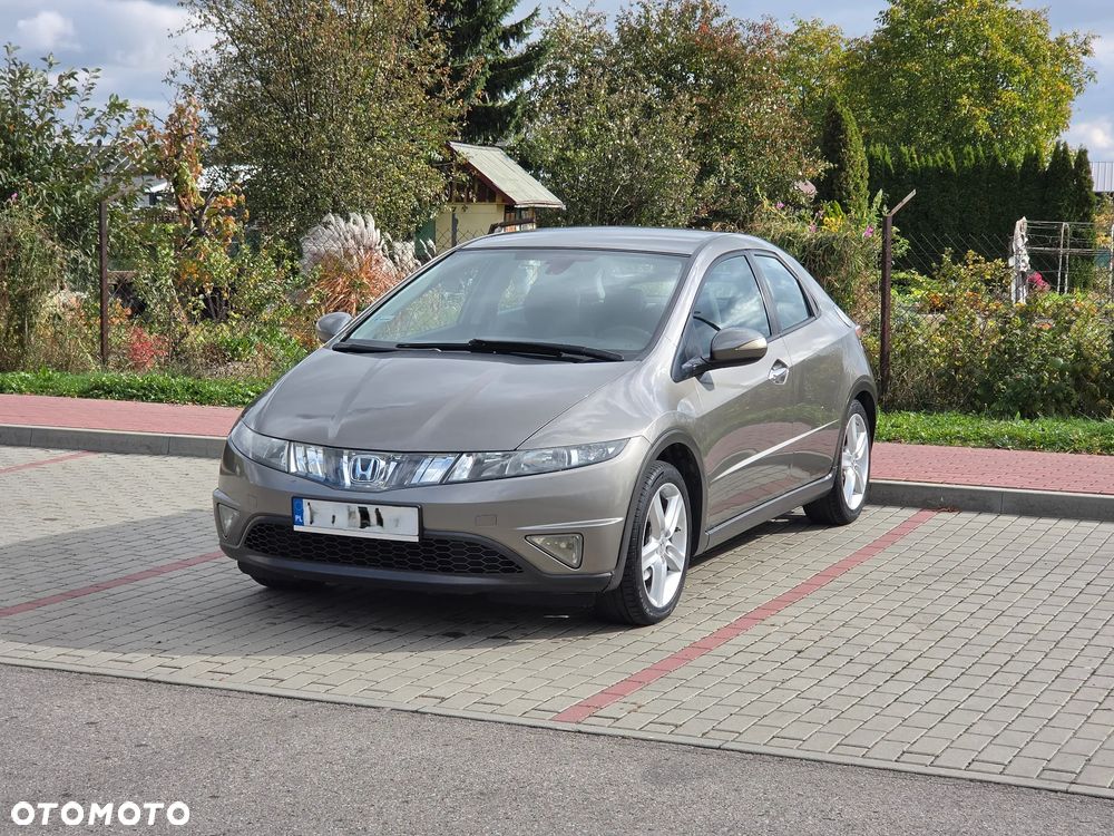 Honda Civic 1.8i-VTEC Sport - 2