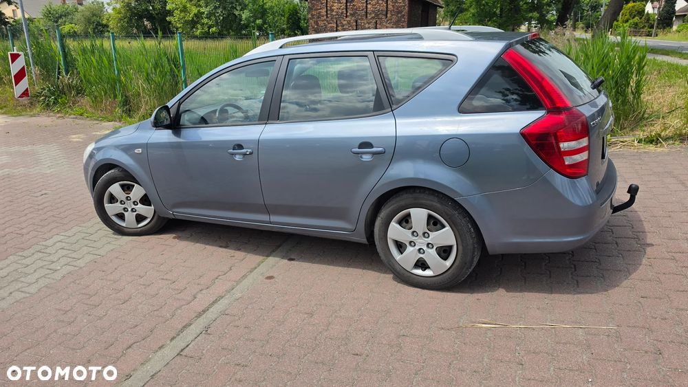 Kia Ceed 1.4 CVVT LX - 25