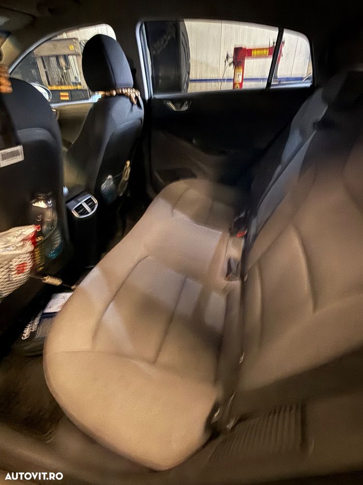 Hyundai IONIQ 1.6 141CP Exclusive - 22