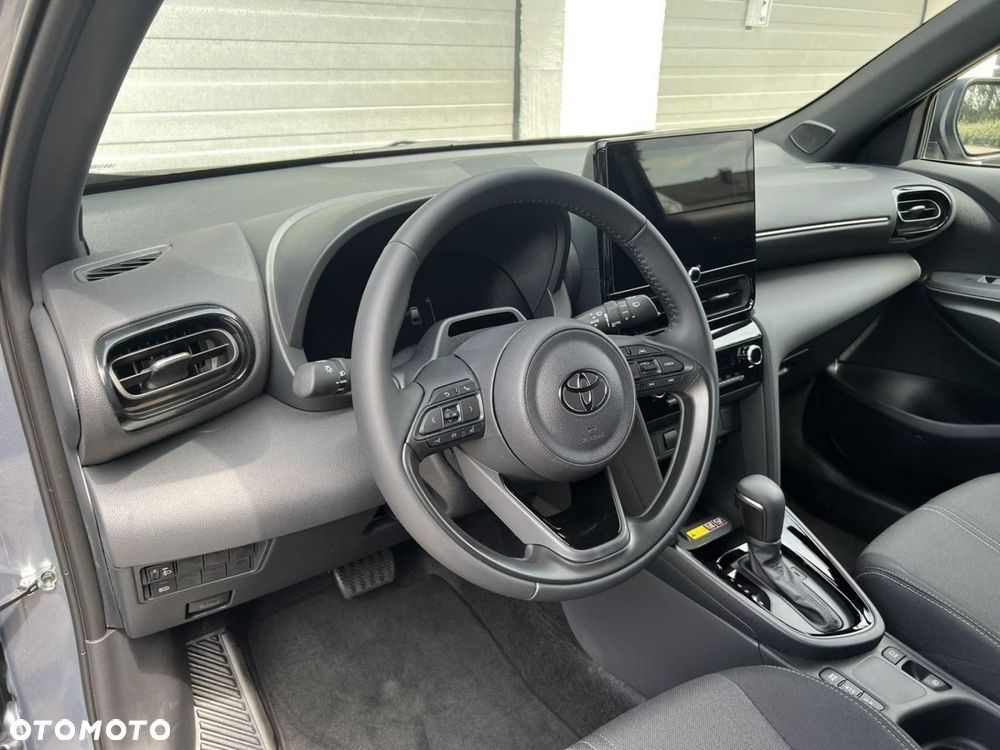 Toyota Yaris Cross - 11