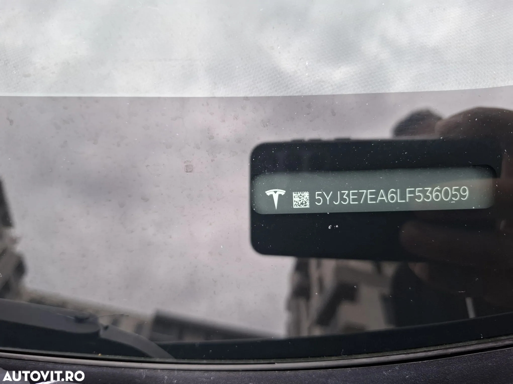 Tesla Model 3 - 16