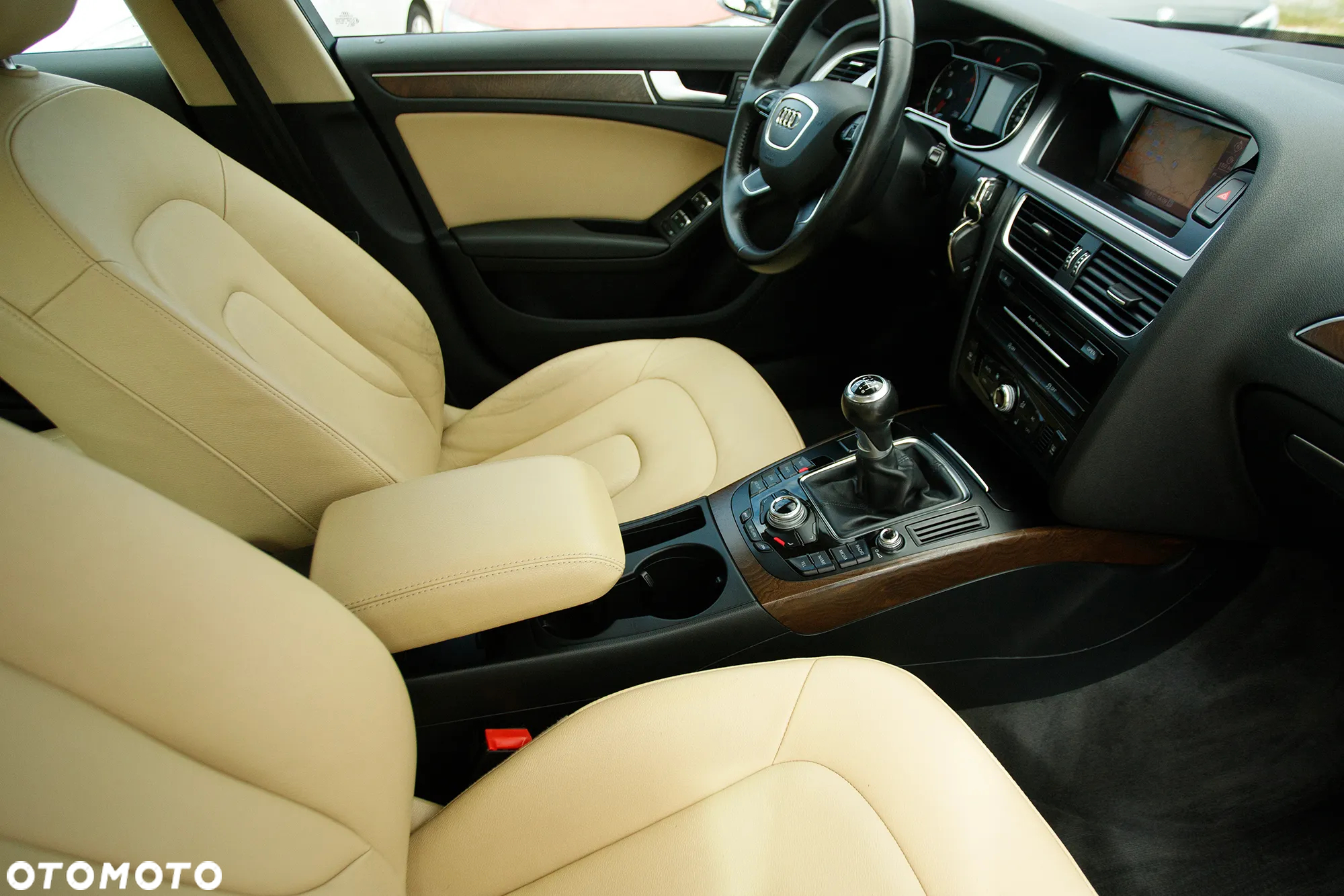 Audi A4 ver-3-0-tdi-dpf-quattro-attraction - 27