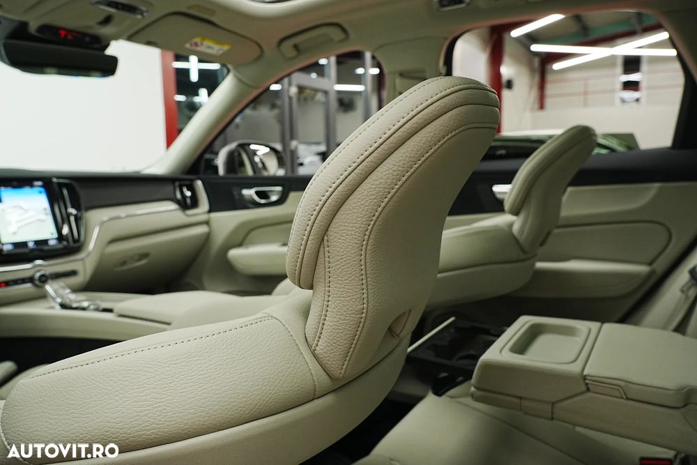 Volvo XC 60 T8 Twin Engine AWD Inscription - 27