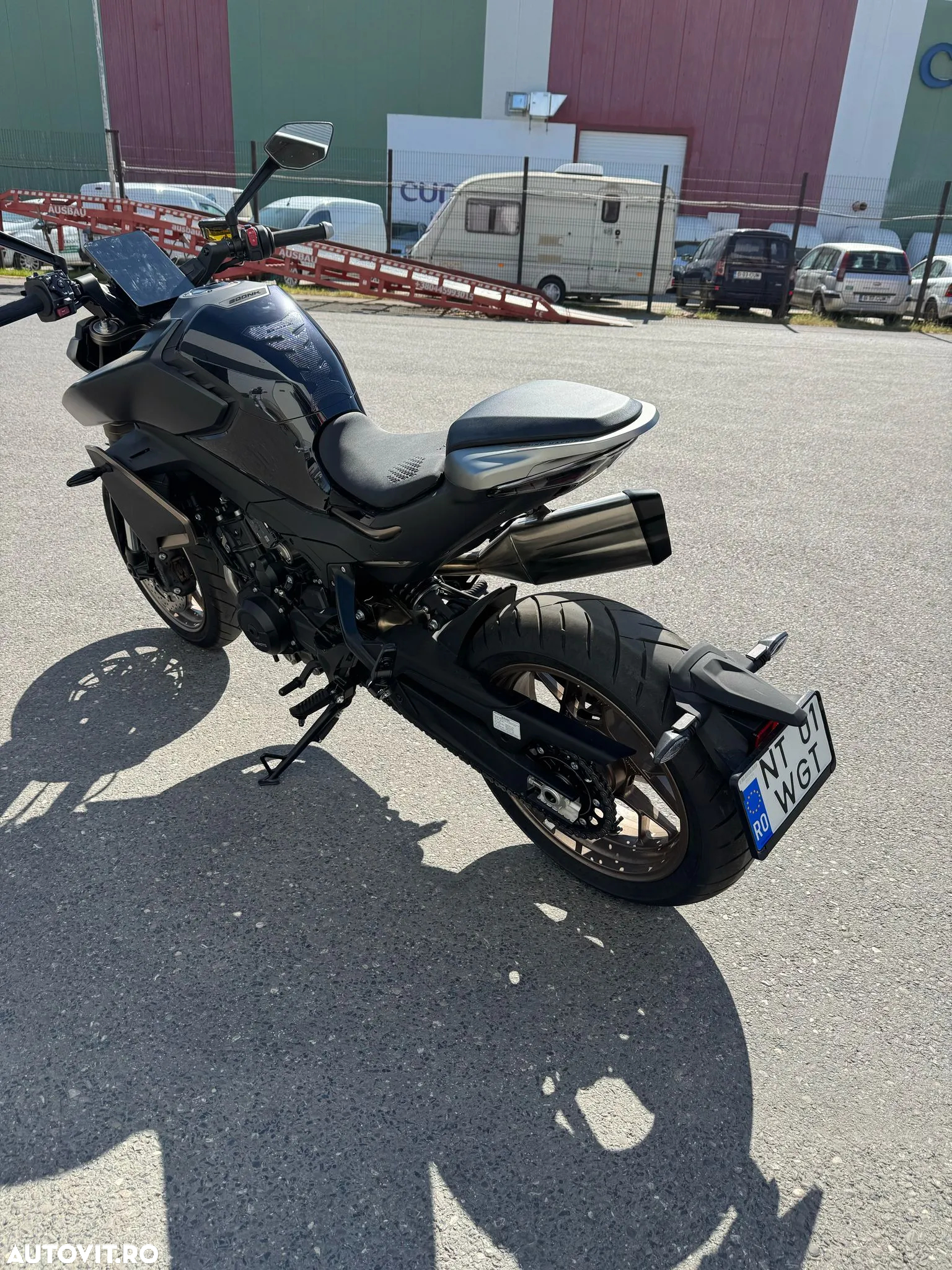 CF Moto 650NK ABS - 3