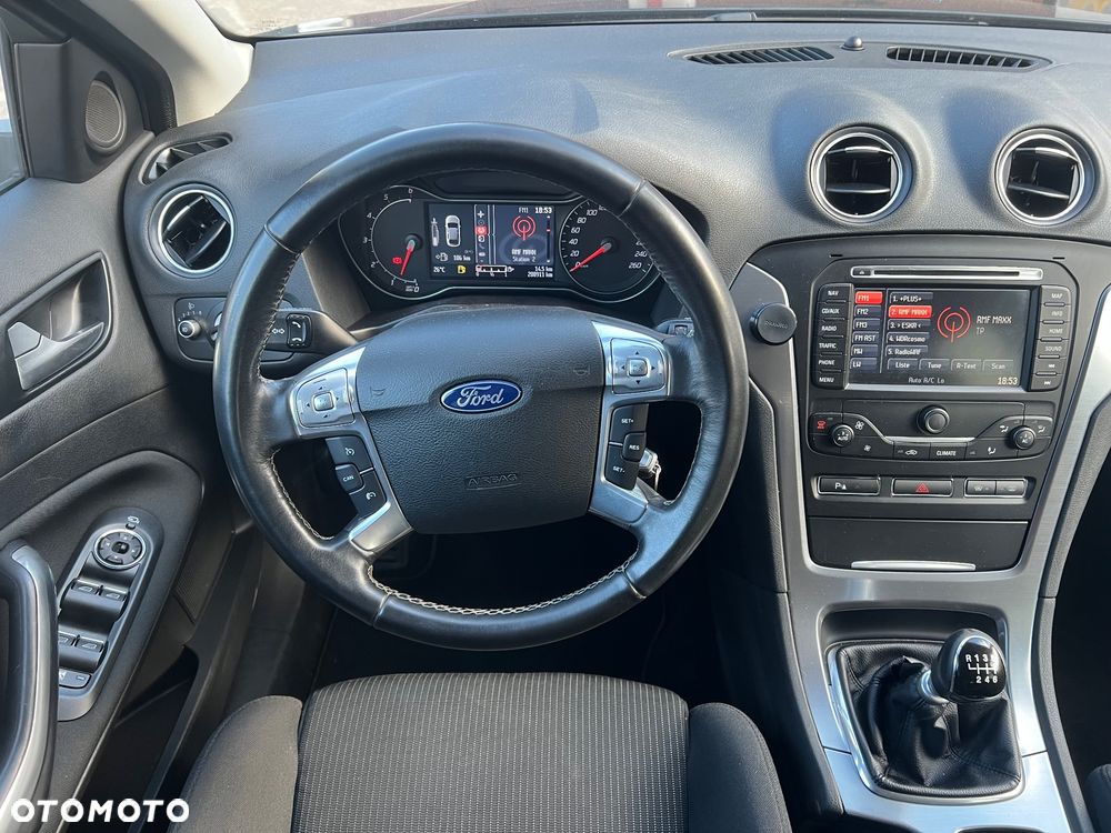 Ford Mondeo 2.0 TDCi Titanium - 17