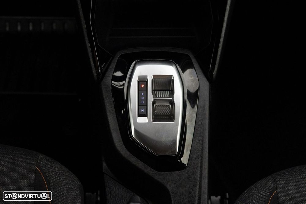 Peugeot 2008 1.2 Hybrid Style e-DCS6 - 16