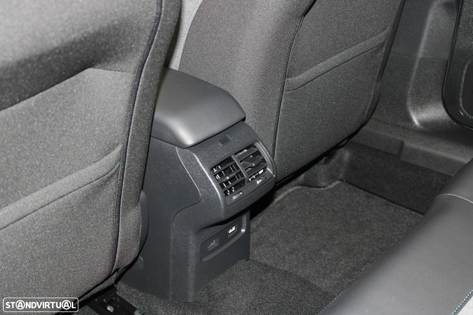 Citroën e-C4 50 kWh Feel Pack - 26