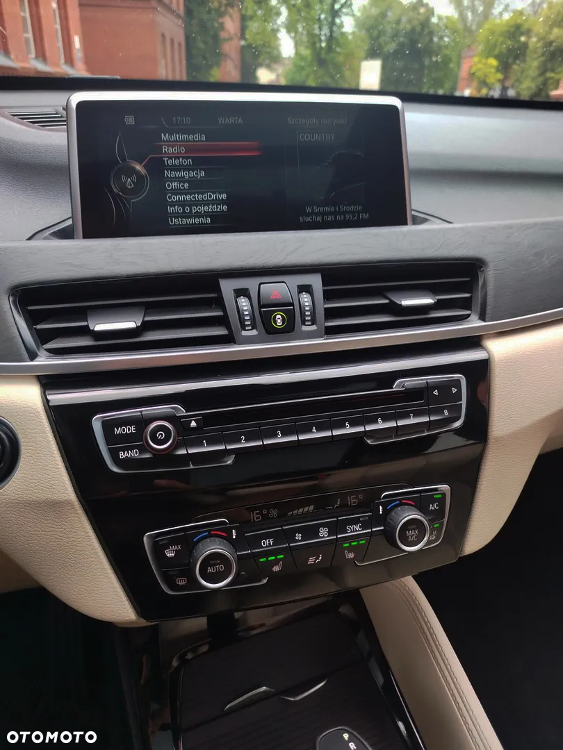 BMW X1 - 11