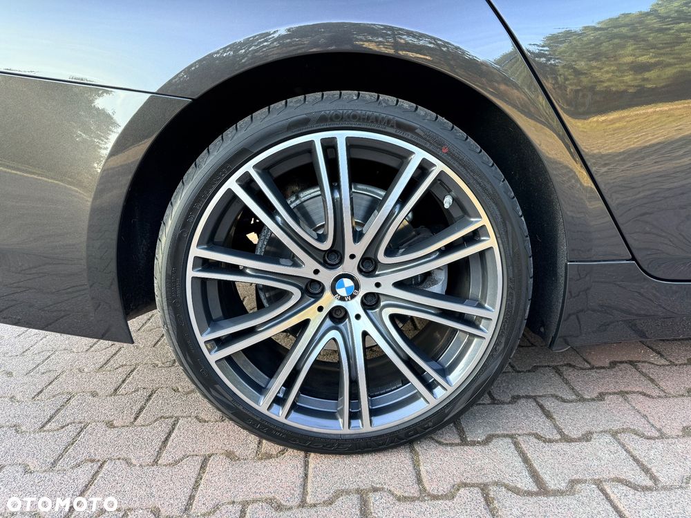 BMW Seria 5 520d Sport Line sport - 32