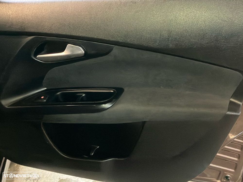 Fiat Tipo 1.3 M-Jet Lounge - 24