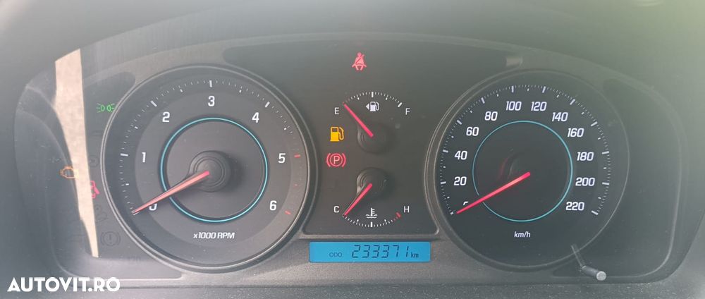 Chevrolet Captiva 2.2 TD AWD LT+ - 8