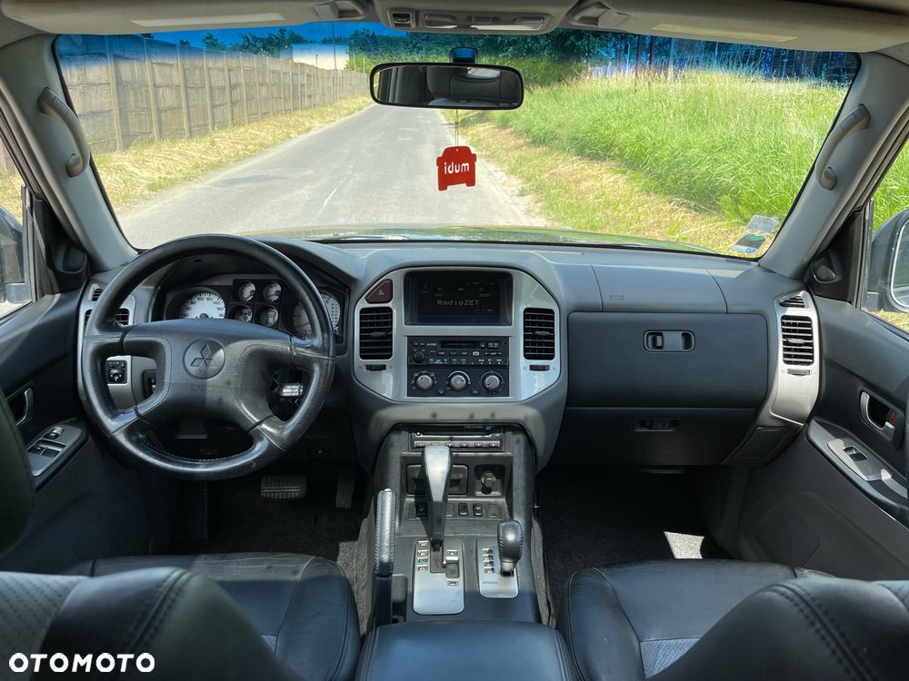 Mitsubishi Pajero 3.2 DID Navi - 12
