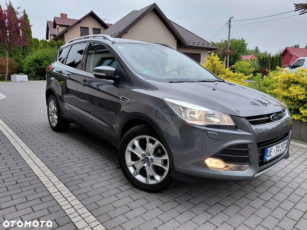 Ford Kuga 1.6 EcoBoost 2x4 Titanium - 10