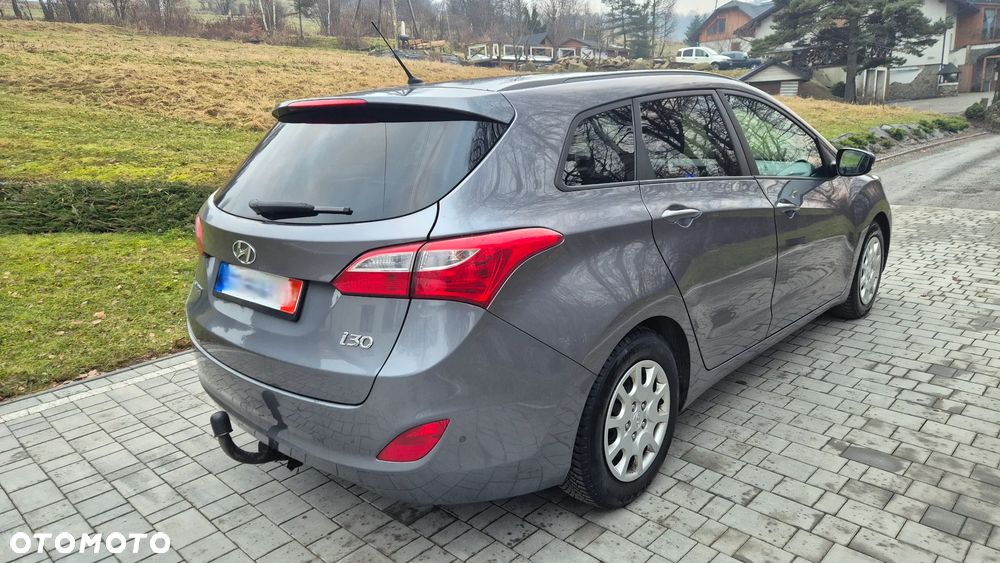Hyundai i30 1.4 CRDi Advantage - 4