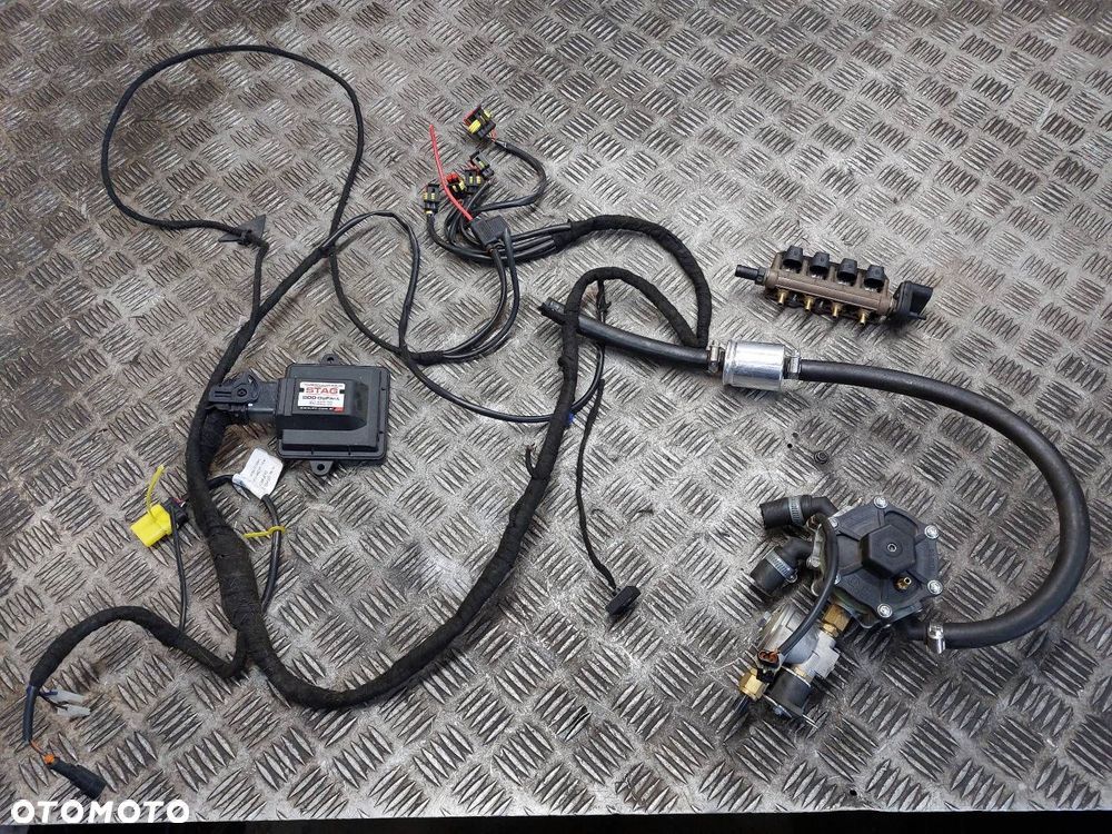 INSTALACJA GAZOWA 4 CYL STAG 200 GOFAST R02 W02-4 BARDZO DOBRY STAN - 1