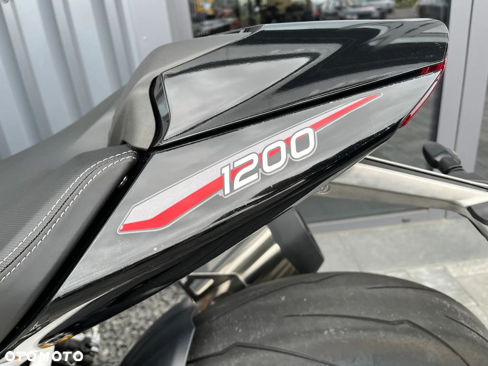 Triumph Speed Triple - 10