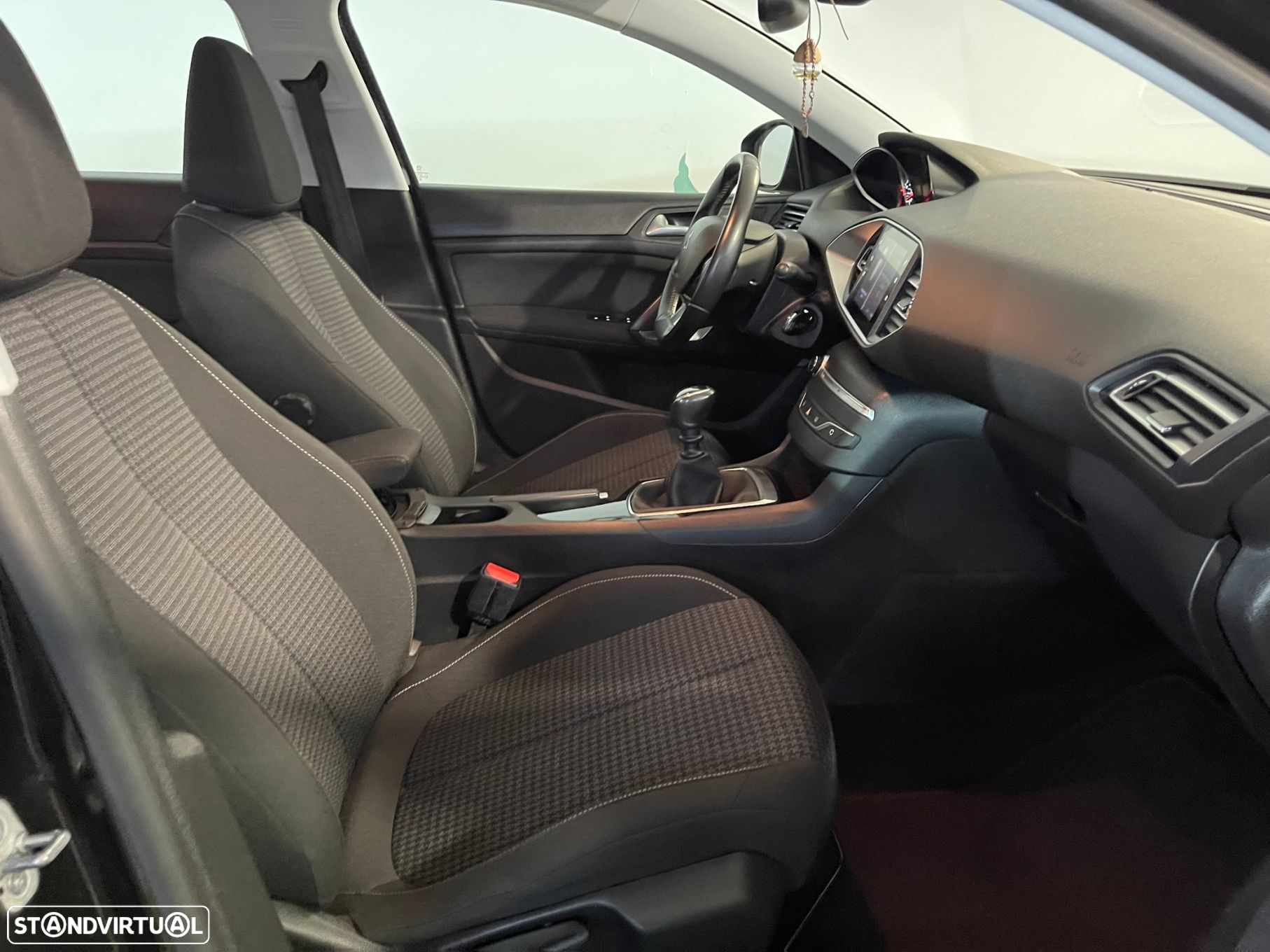 Peugeot 308 1.5 BlueHDi Style - 13
