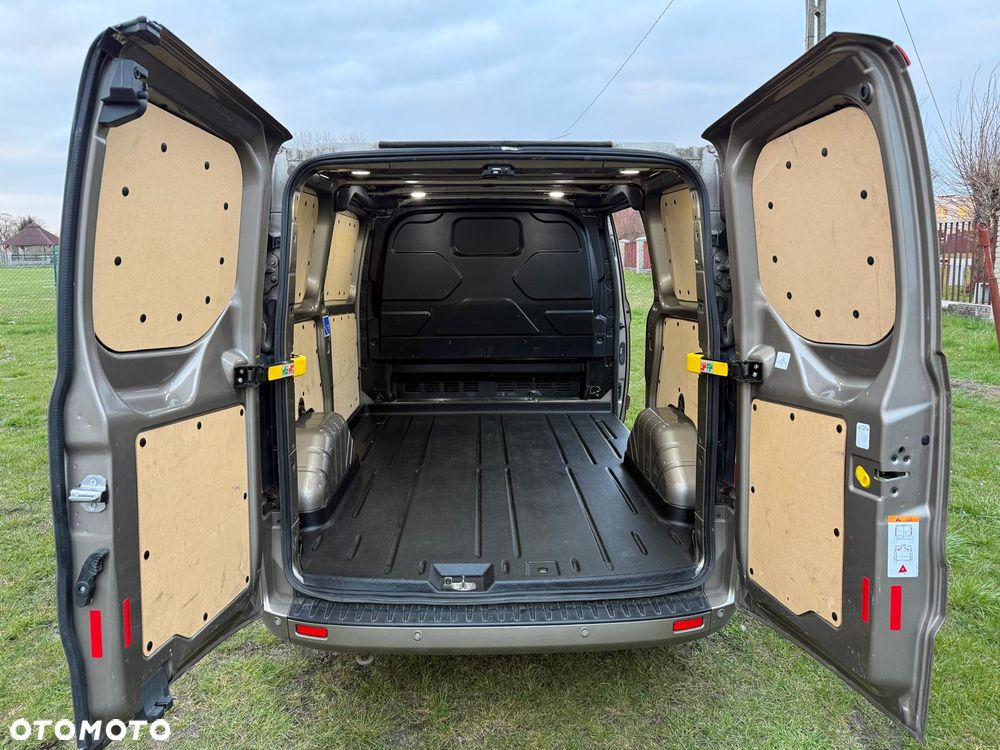 Ford TRANSIT CUSTOM - 14