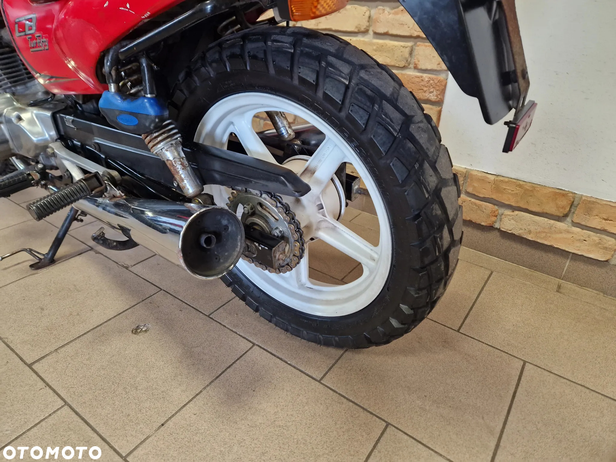 Honda CB - 9
