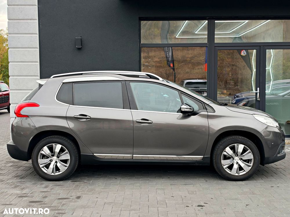 Peugeot 2008 PureTech 82 Style - 3