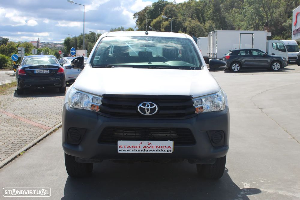 Toyota Hilux 2.4 D-4D 2WD CD - 3