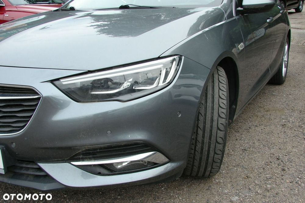 Opel Insignia - 16
