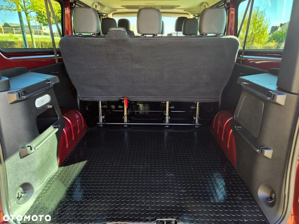 Renault Trafic - 18