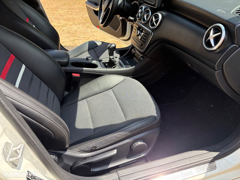 Mercedes-Benz A 180 CDI AMG Line - 9