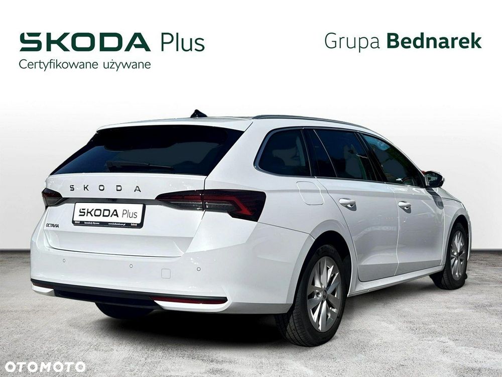 Skoda Octavia 1.5 TSI mHEV Selection DSG - 6