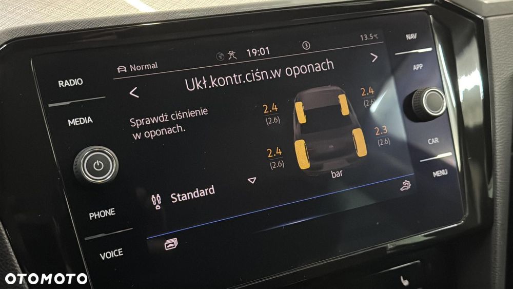 Volkswagen Passat 2.0 TDI EVO Business DSG - 27