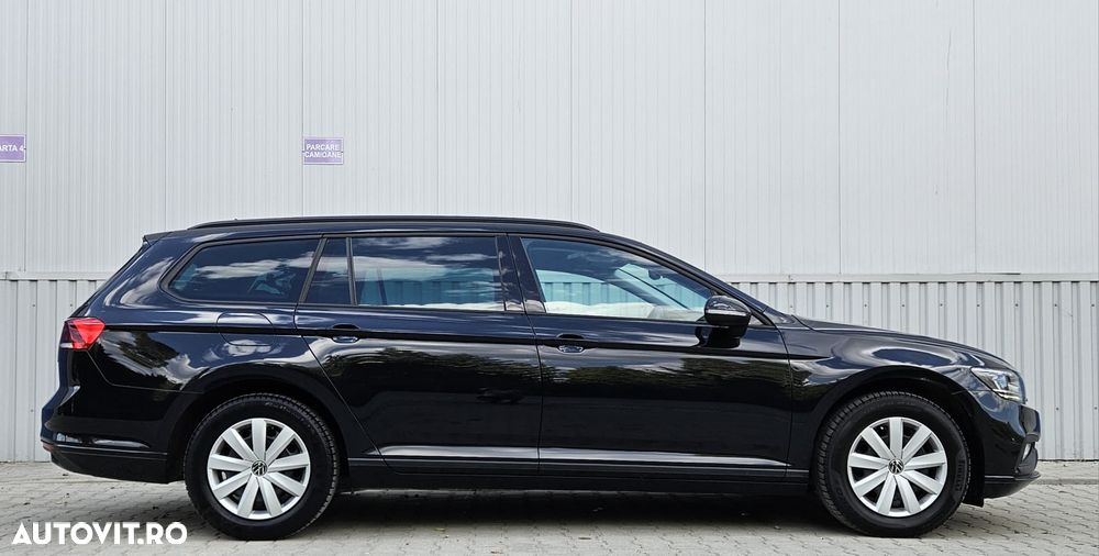 Volkswagen Passat - 12