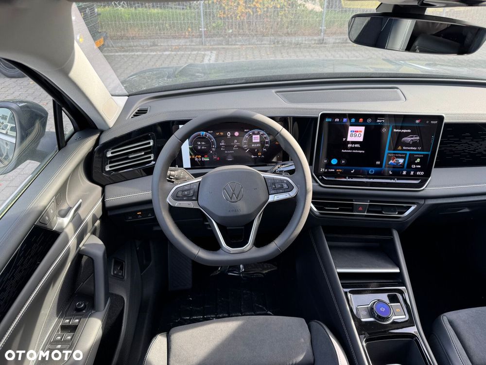 Volkswagen Tiguan - 25