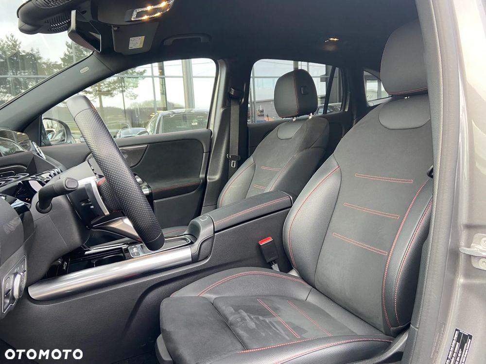 Mercedes-Benz GLA 200 AMG Line - 7