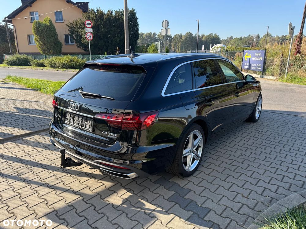 Audi A4 Avant 45 TFSI quattro S tronic - 5